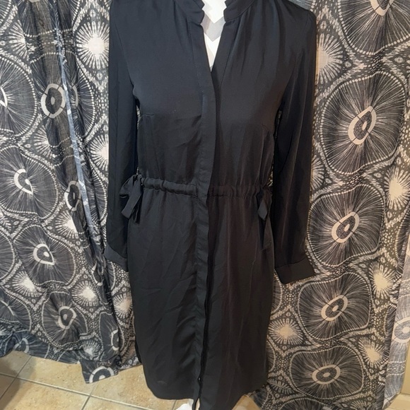 H&M Dresses & Skirts - Black H&M Button Front Dress - Size 4